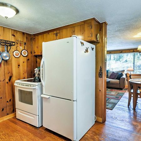 Willa Cozy Cabin with AC&Deck, 5 Mi to Downtown Prescott Zewnętrze zdjęcie