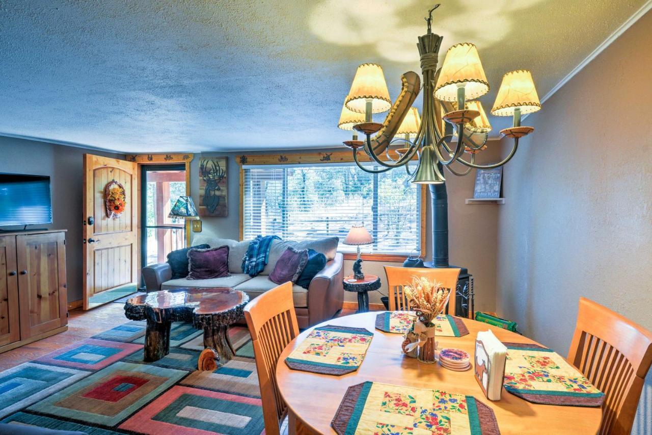 Willa Cozy Cabin with AC&Deck, 5 Mi to Downtown Prescott Zewnętrze zdjęcie